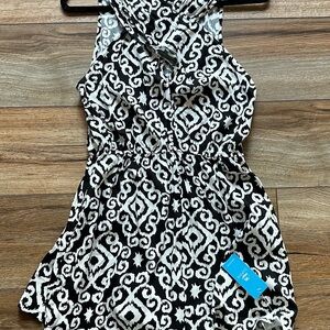 NWT CUPSHE BoHo Black and White halter jumper (shorts)